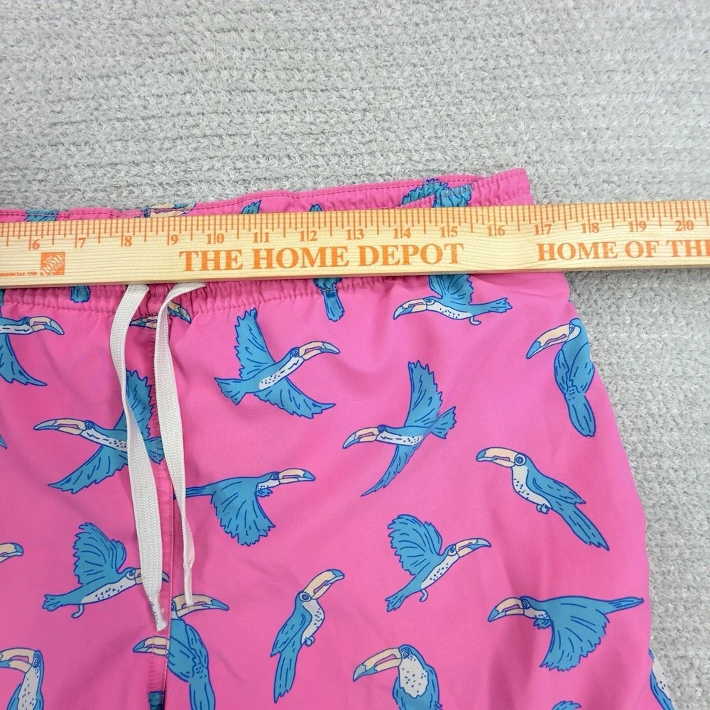 Chubbies Toucan Swim Trunks Men's Small Pink 5.5